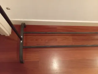 Perchero Burro Ropa Resistente Estable Estrecho