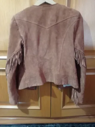 Cazadora Zara flecos ante marrón Talla S. Nueva