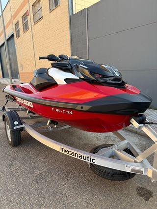 Moto de agua Sea-Doo RXP 325