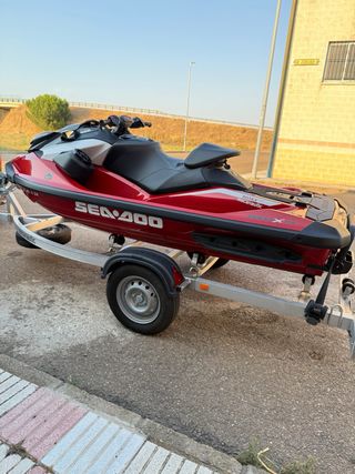 Moto de agua Sea-Doo RXP 325