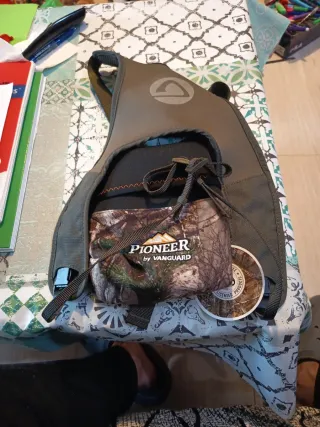 Arnés prismáticos Pioneer Vanguard camuflaje