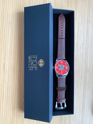 Reloj Indie Watch Arosa 41RD 43mm Rojo NUEVO