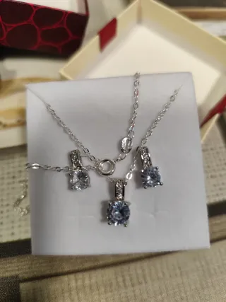 Conjunto Plata Collar y Pendientes