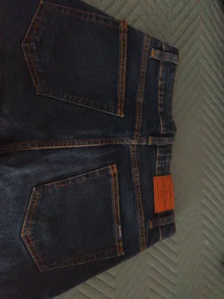 Pantalón vaquero Pull&Bear chico Talla M