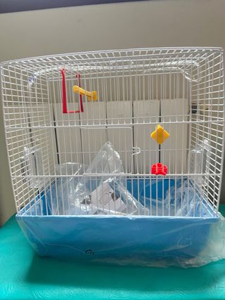 Nuova gabbia per uccelli