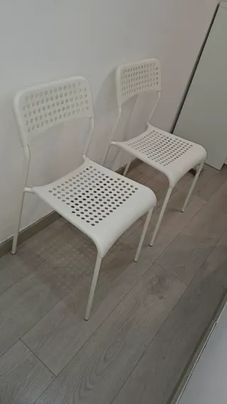 Confezione di 2 sedie impilabili bianche Ikea