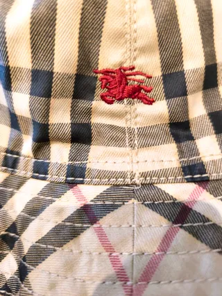 Gorro Burberry Cuadros