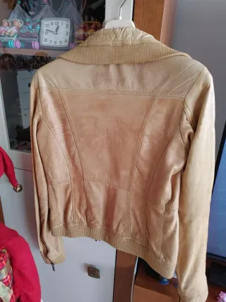 Chaqueta Bershka Beige Talla M
