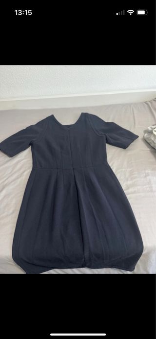 Vestido negro manga corta