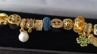 Pulsera Armonía Dorada Multicolor