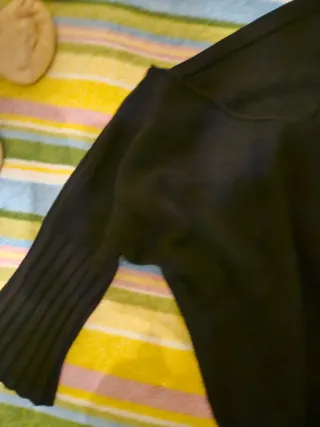 Lote 2 jerséis: negro y blanco