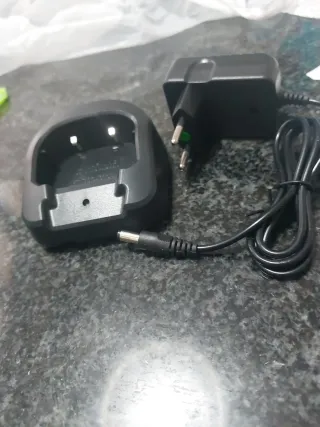 Caricabatteria Walkie Talkie
