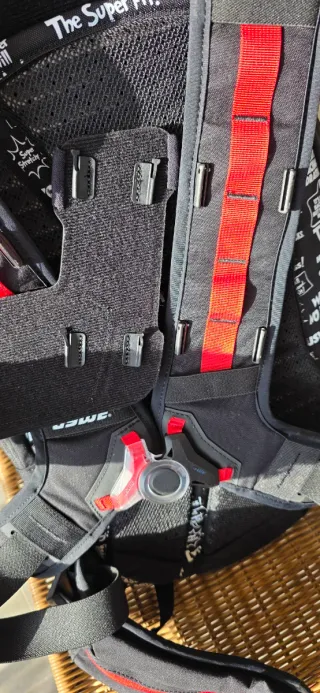 Zaino USWE Core 16 + Accessori