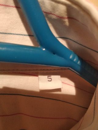 Camisa Blanca de Manga Larga de Rayas Finas