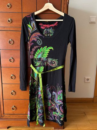 Vestido Desigual Negro Multicolor