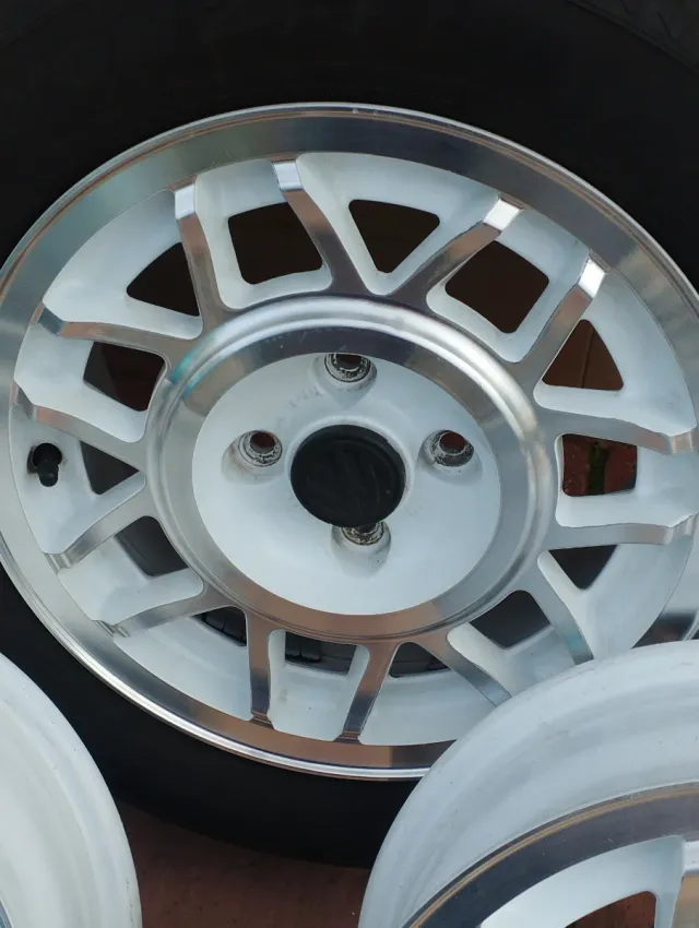 Llantas VW Golf Cabrio