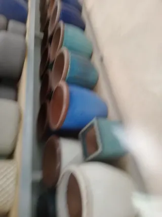 Vasi in ceramica e plastica