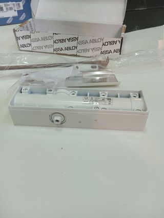 Cierrapuertas Brazo Articulado para Puertas