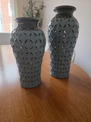 Vasi in ceramica blu e grigio