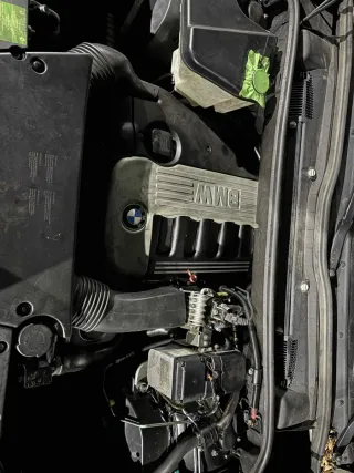 Motor BMW 3.0 184cv D1