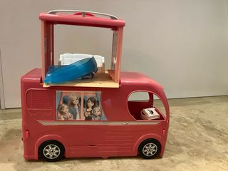 Caravana Barbie con Accesorios