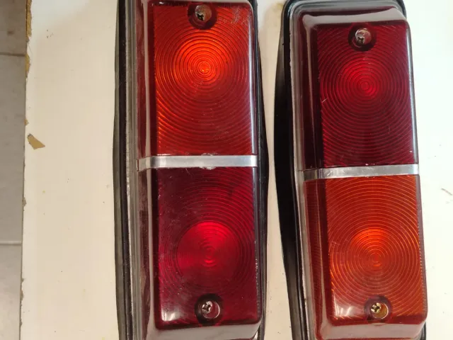 2 Pilotos Traseros Vintage Coche