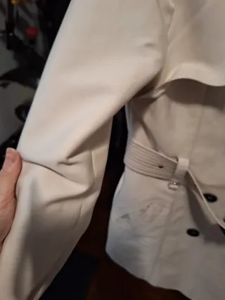 Gabardina Zara Beige Talla M