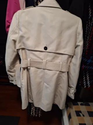 Gabardina Zara Beige Talla M