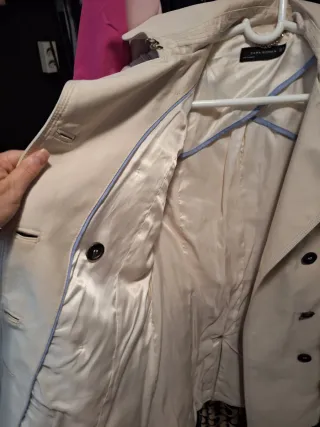 Gabardina Zara Beige Talla M