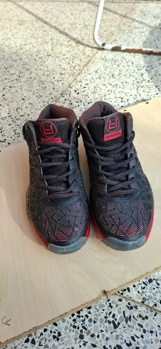 Zapatillas Li-Ning Negras y Rojas