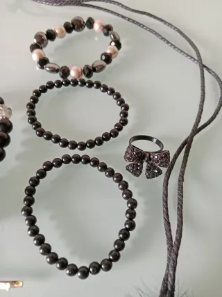 Lote Joyería Negra y Plateada