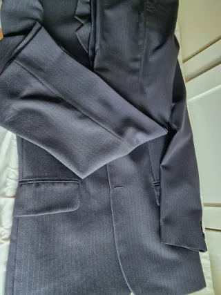 Traje azul raya diplomática 54