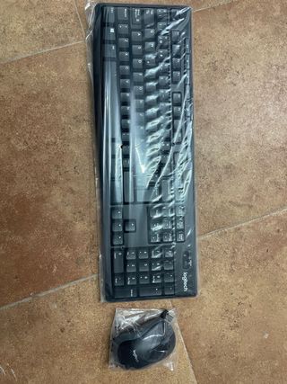 Logitech MK270 Tastiera e Mouse Wireless