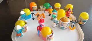 Lote 43 Sorpresas Kinder Antiguas con sus huevos