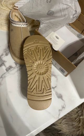 UGG Beige Zuecos Plataforma