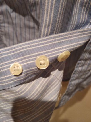 Camisa Azul de Manga Larga de Rayas Blancas