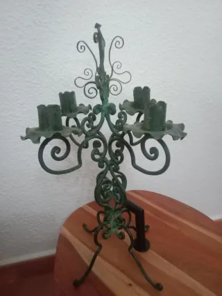 Candelabri in metallo verde