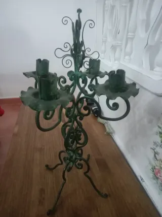 Candelabri in metallo verde