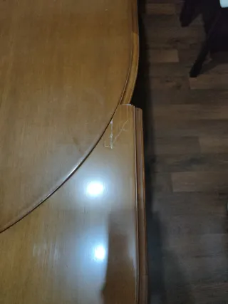 Mesa extensible de comedor de madera