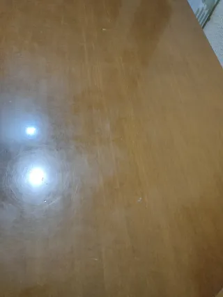 Mesa extensible de comedor de madera