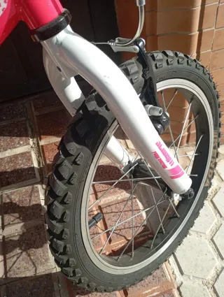 Bicicleta infantil Princess rosa. Casi sin uso