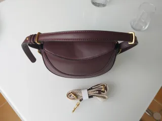 Bolso burdeos Zara sin estrenar