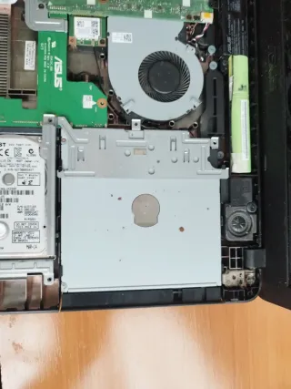 Portátil Asus i5 GeForce 920mx para piezas