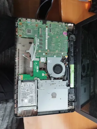 Portátil Asus i5 GeForce 920mx para piezas