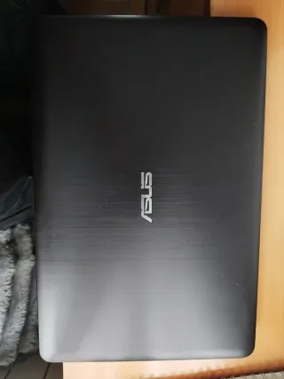 Portátil Asus i5 GeForce 920mx para piezas