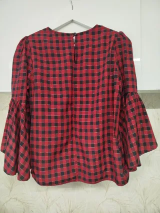 Blusa cuadros roja y negra Talla M