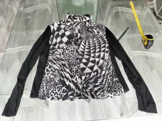 Blusa Trovels Seda Estampada