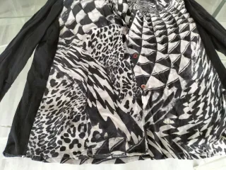 Blusa Trovels Seda Estampada