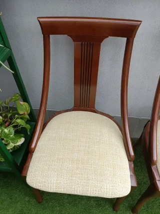 Mesa extensible y 6 sillas comedor