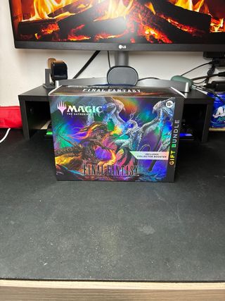 Magic The Gathering Final Fantasy Gift Bundle